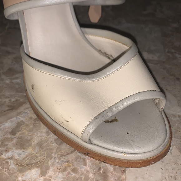 Chunky Heels - Picture 5 of 6